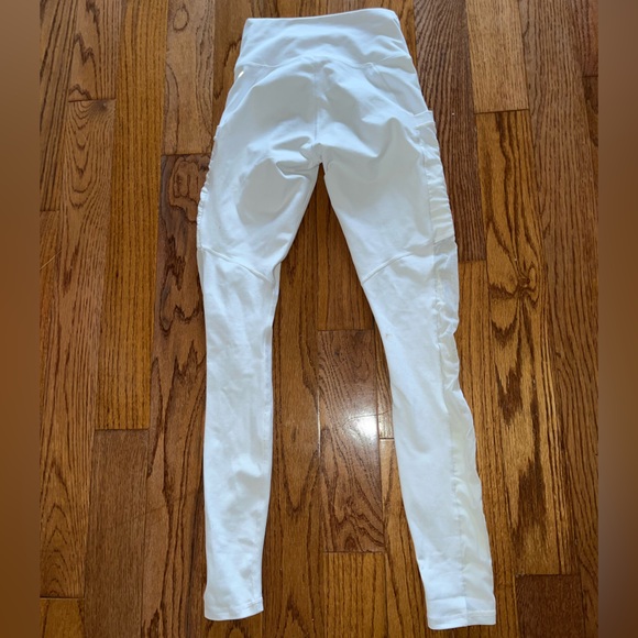 Powerhold White leggings with sheer pockets - Picture 2 of 2